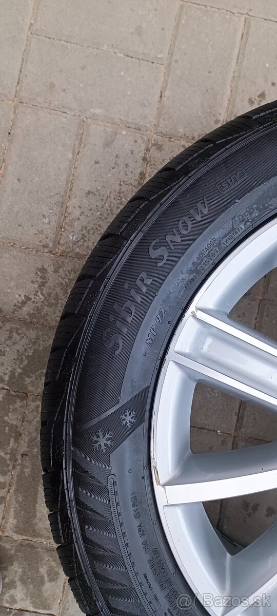 Zimne 235/55 r18 - 3
