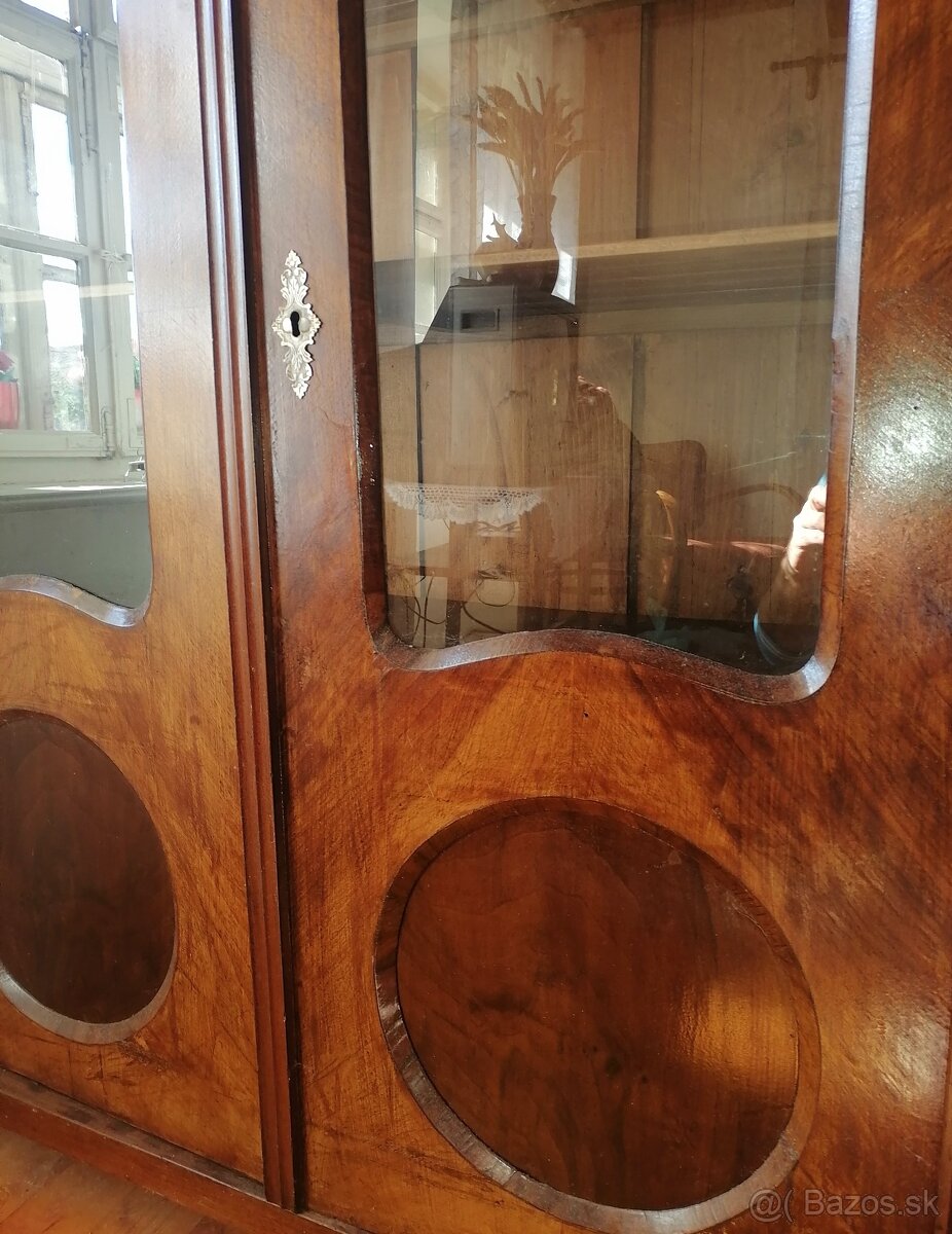 Starožitné skrine. - 3