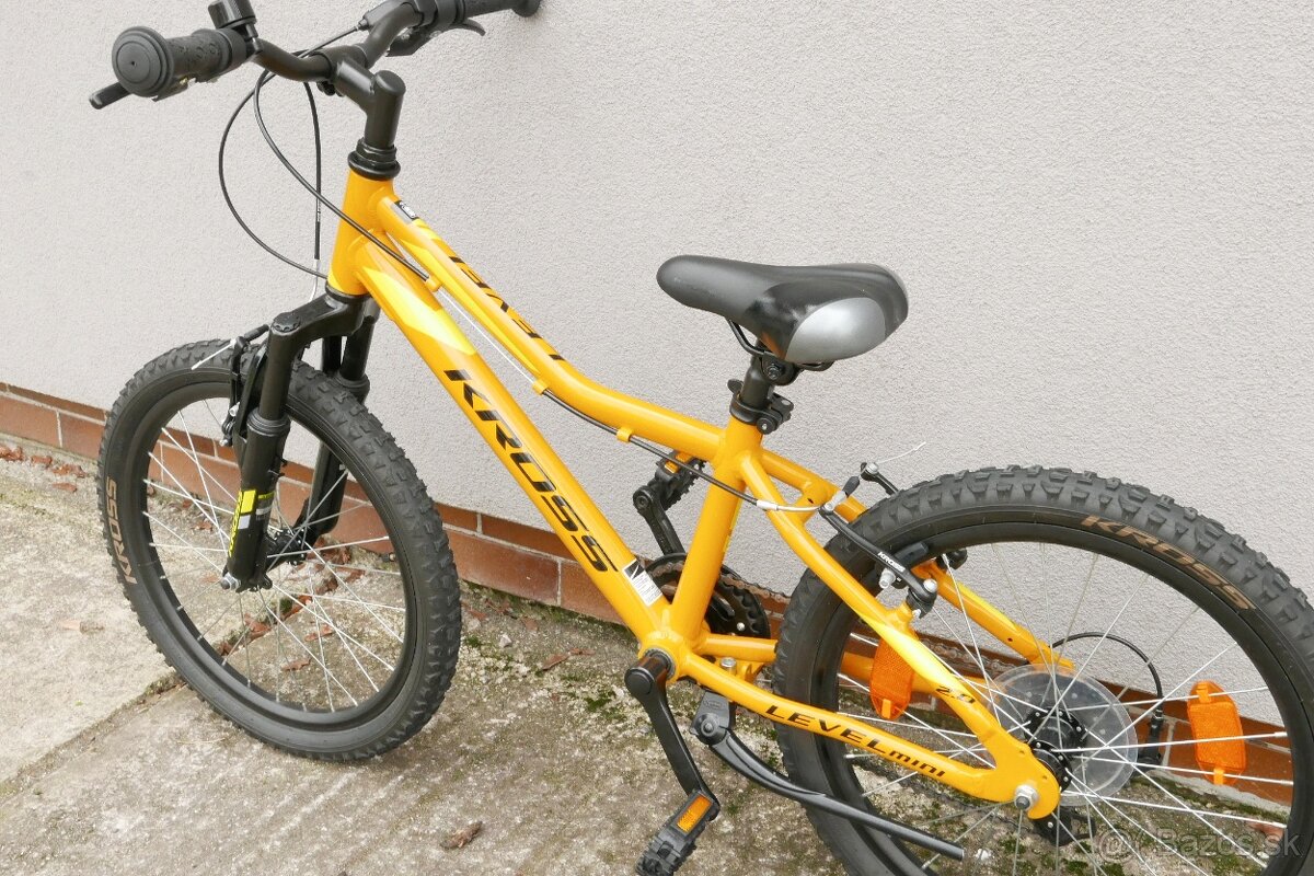 Predám detsky duralový bicykel Kross Level mini 20". - 3