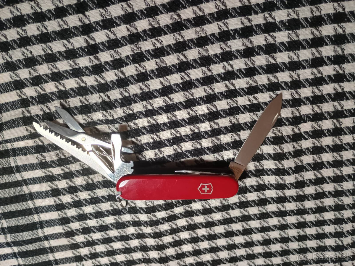 Victorinox noze - 3