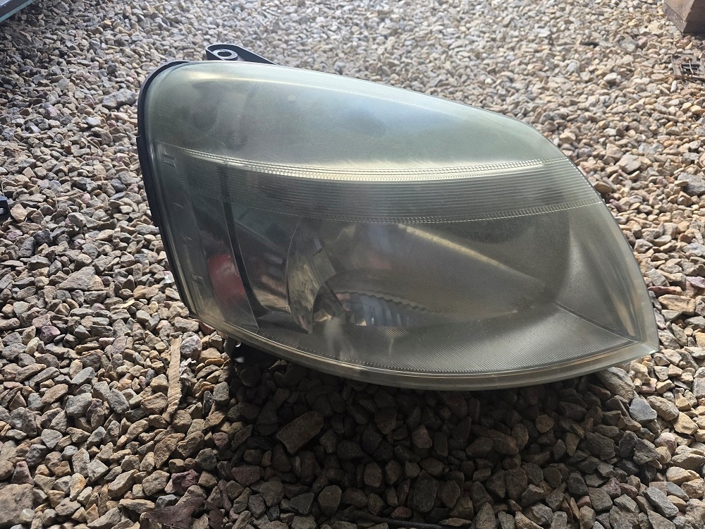 Predné svetlá Citroen Berlingo - 3