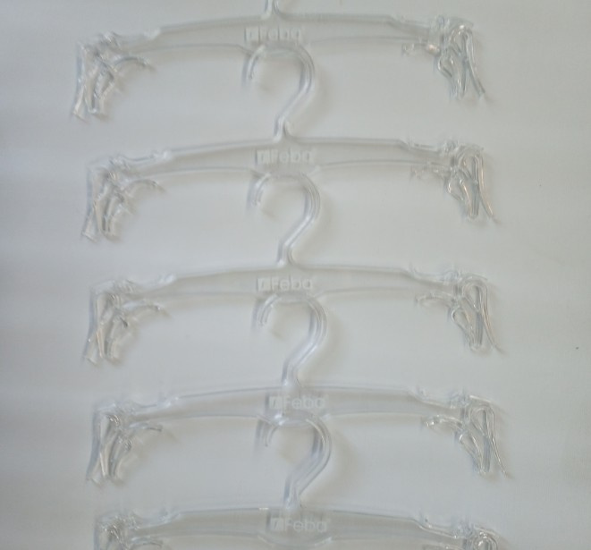 Plastové vešiaky na spodnú bielizeň a plavky - 3