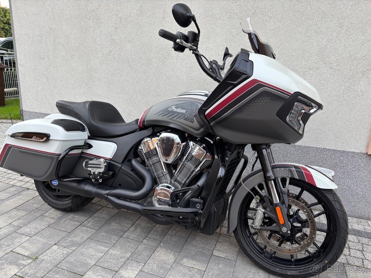 Indián Challenger - 3