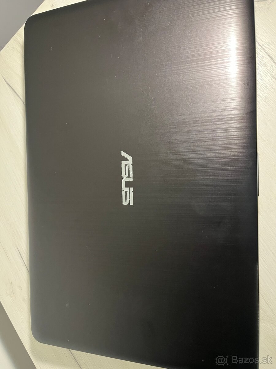 notebook ASUS X540B - 3