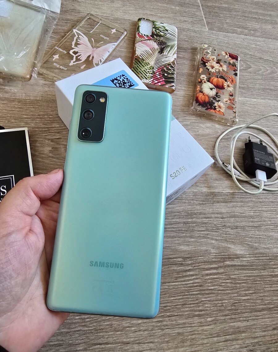 Samsung Galaxy S20 FE 5G 128GB - 3