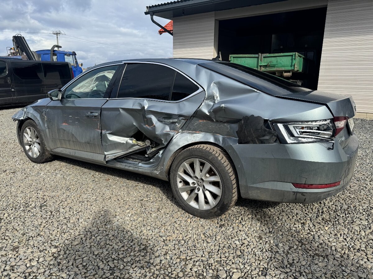 Škoda Superb III 2.0 TDI 140 kW - 3