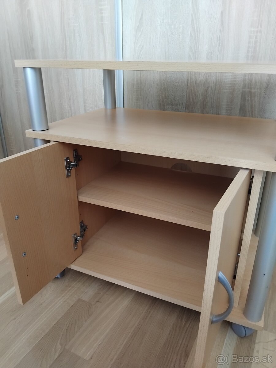 Skrinka na kolieskach - 3