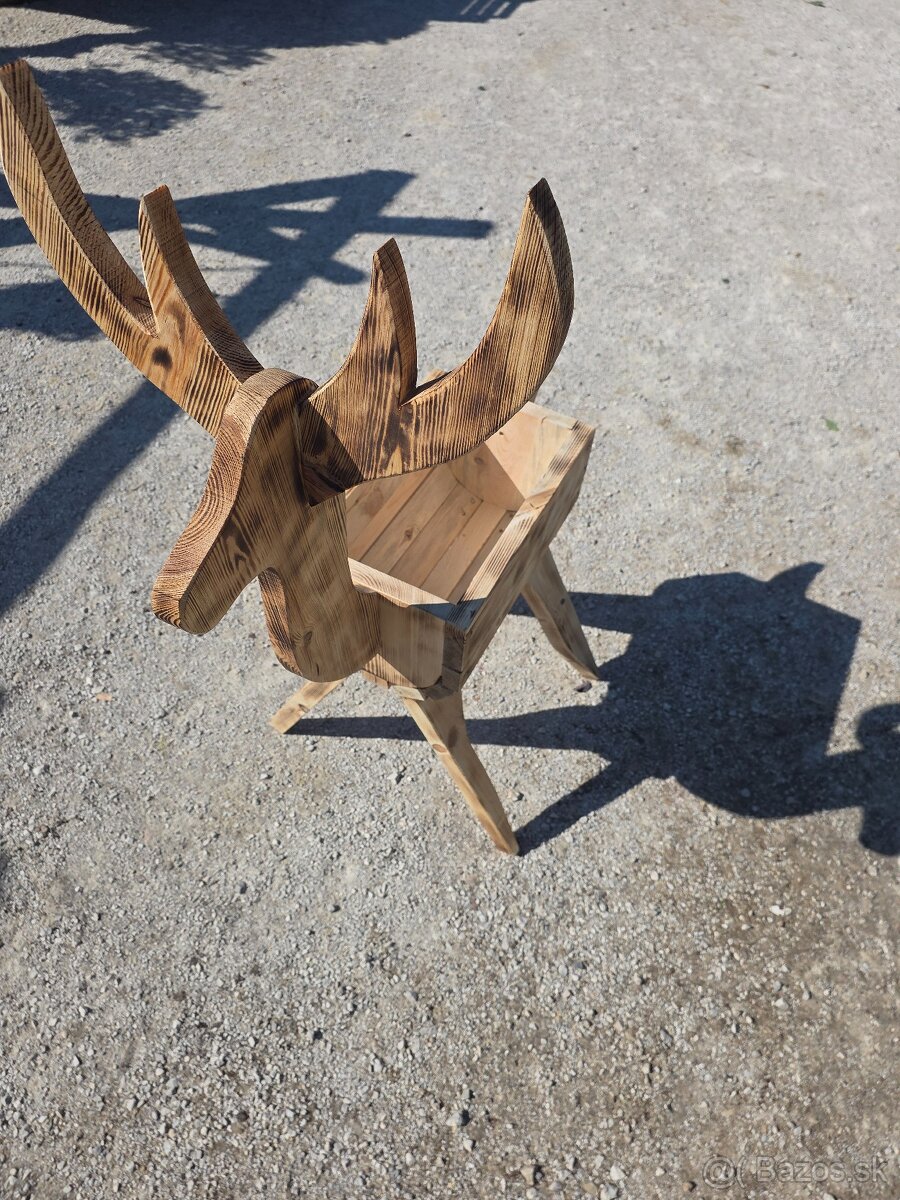 Záhradný kvetinac - 3