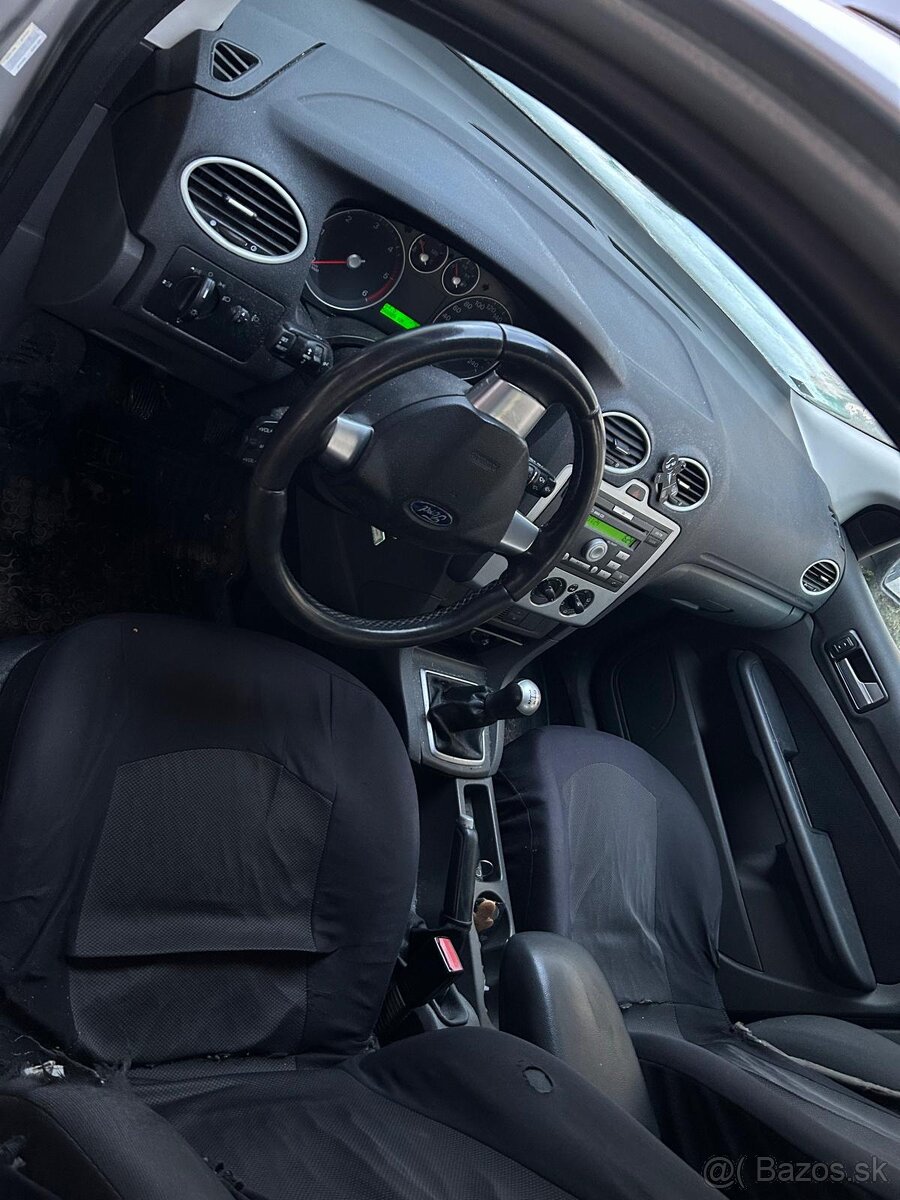Ford Focus 1.8tdci mk2 - 3