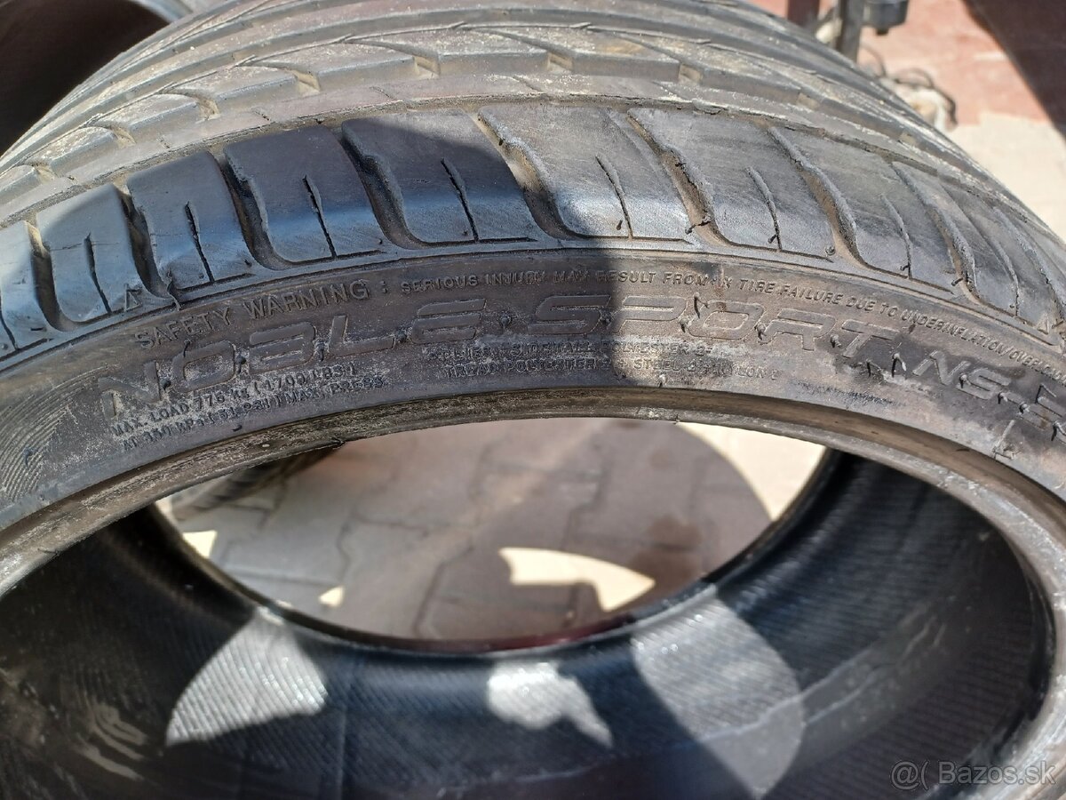 285/30 R20 letné Nankang - 3