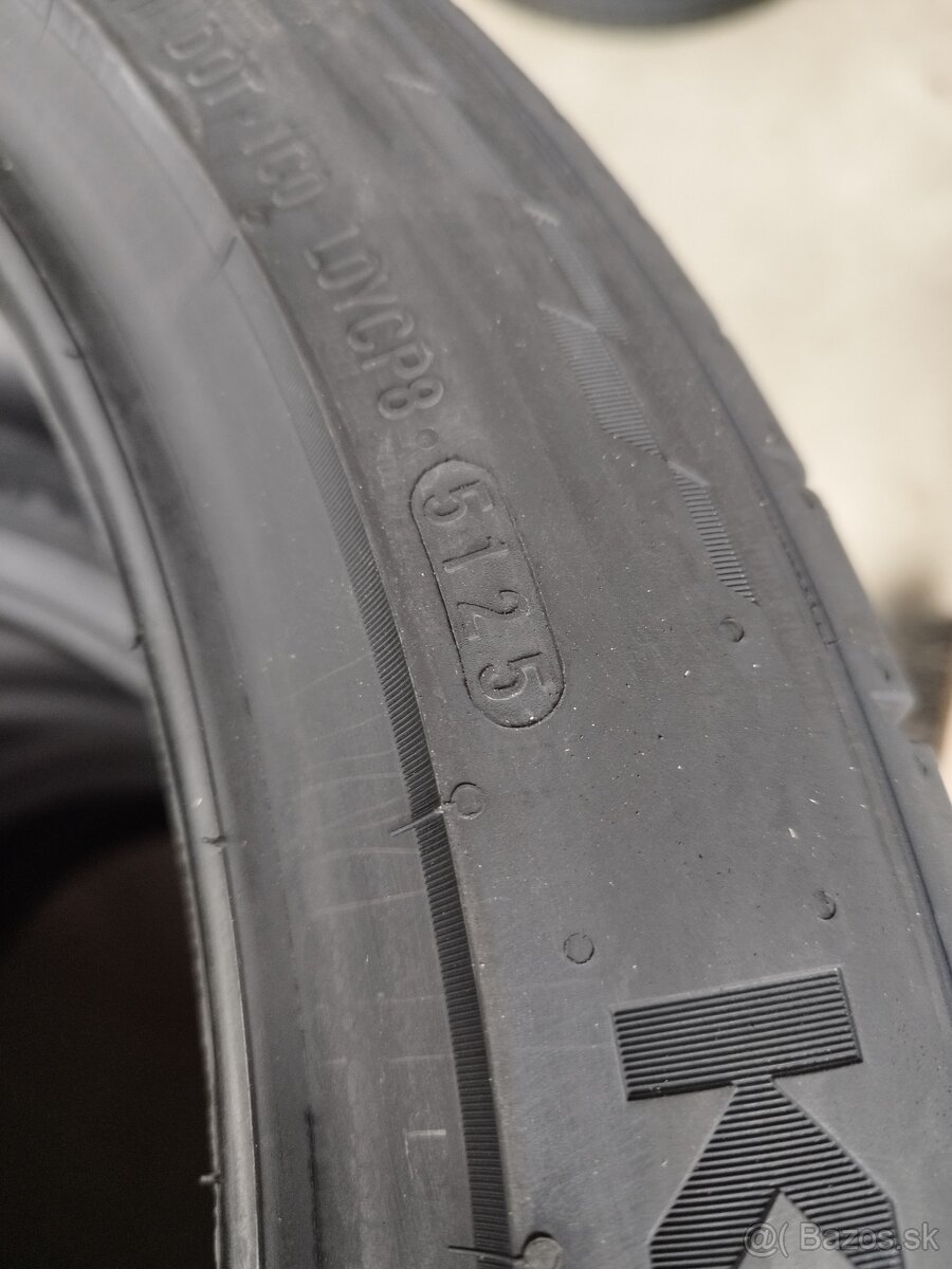 Letné pneumatiky 235/40/19 - 3