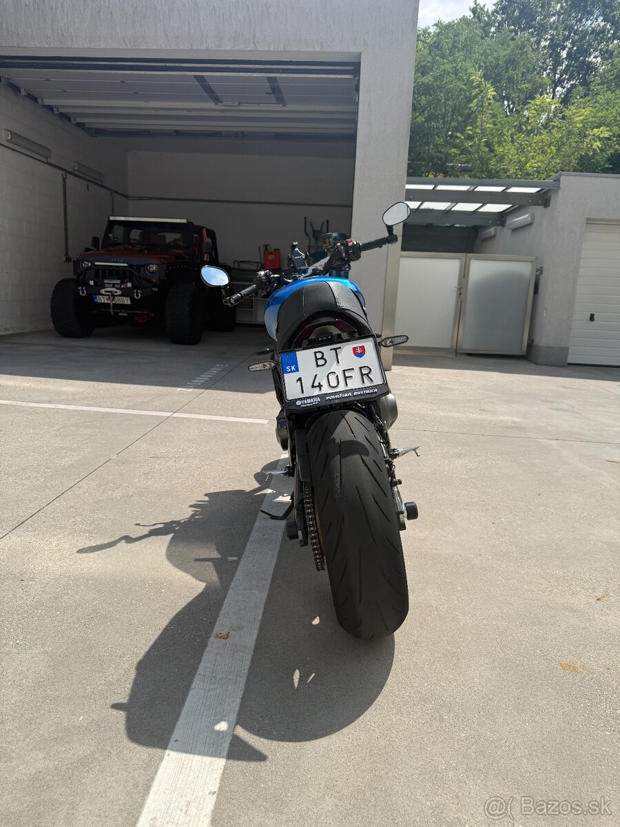Yamaha XSR 900 - 3