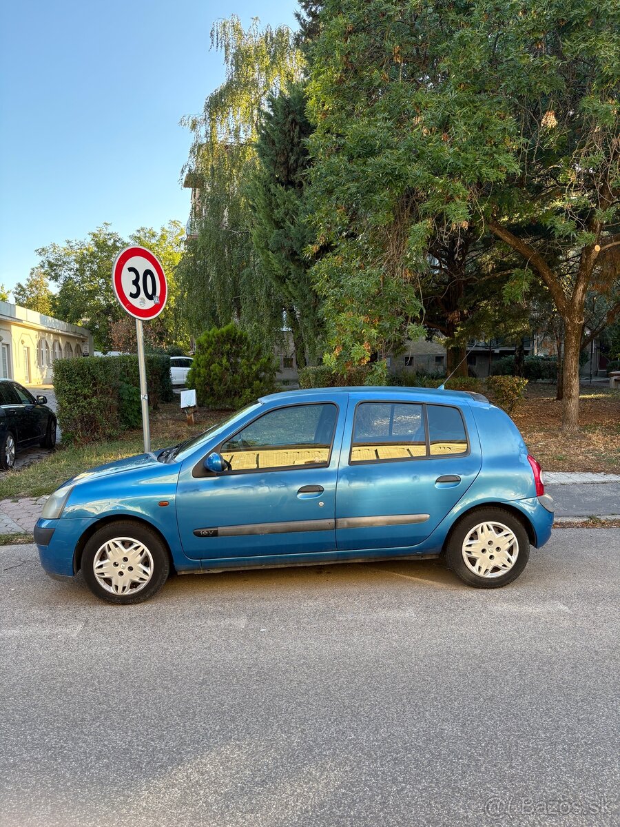 Renault Clio 1.2 benzín 2002 - 3