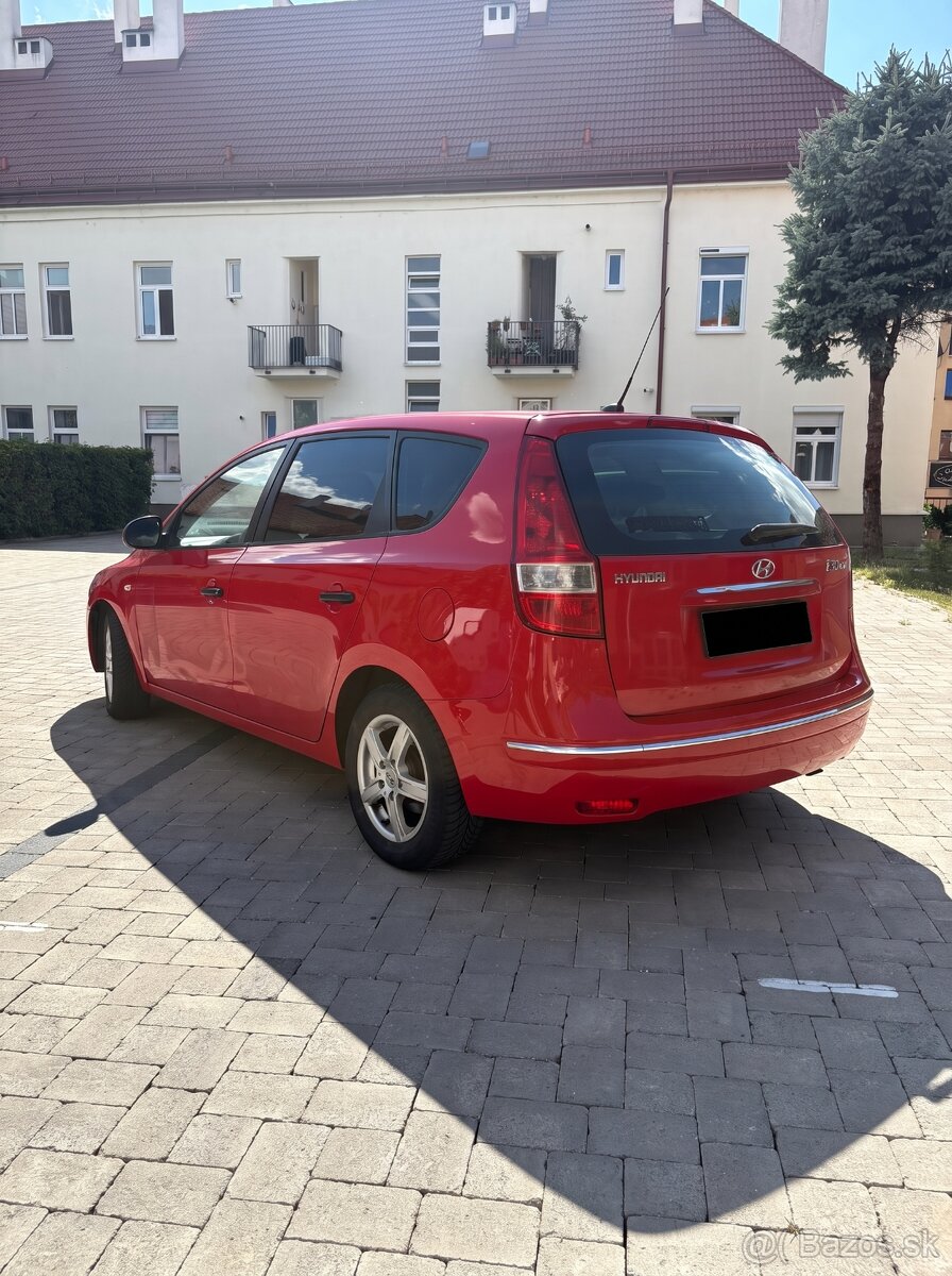 Predám Hyundai i30CW - 3