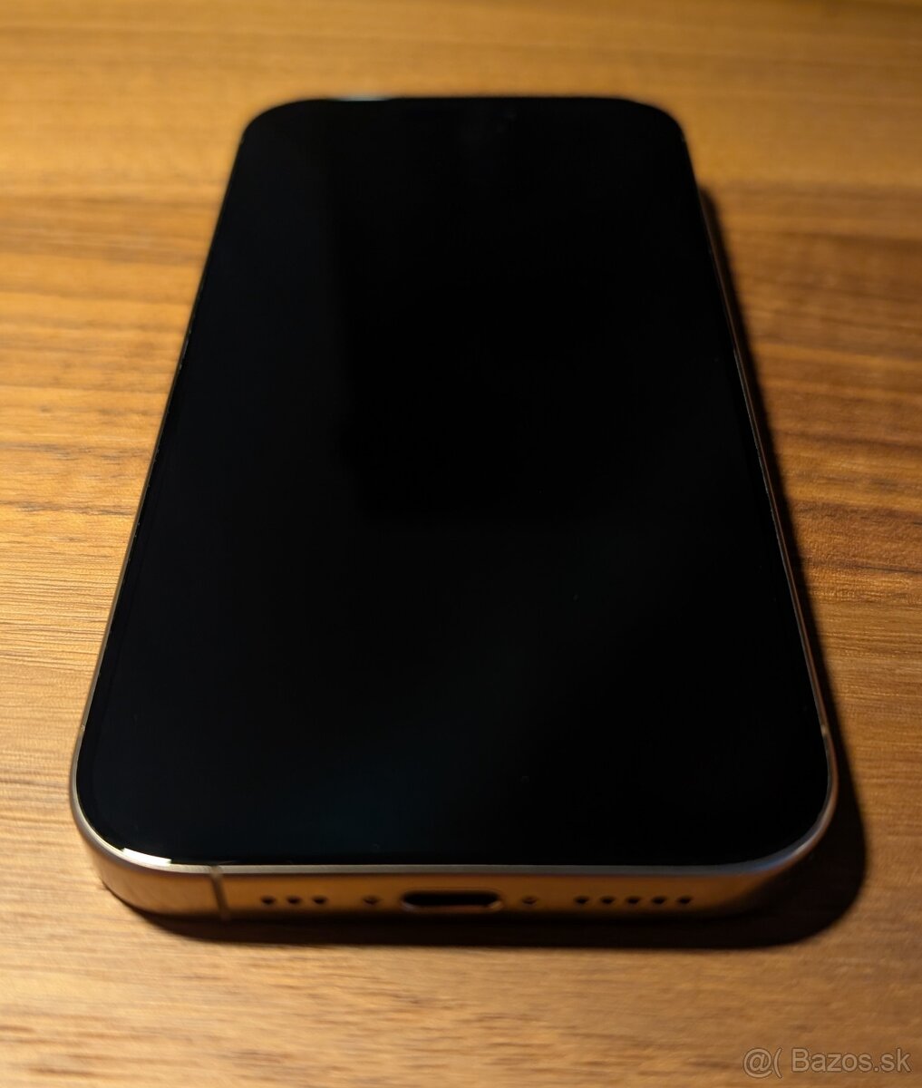 iPhone 16 Pro 512 GB púštny titán - 3