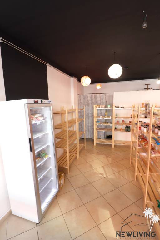 PRENÁJOM obchodný priestor v centre, Piešťany - 3