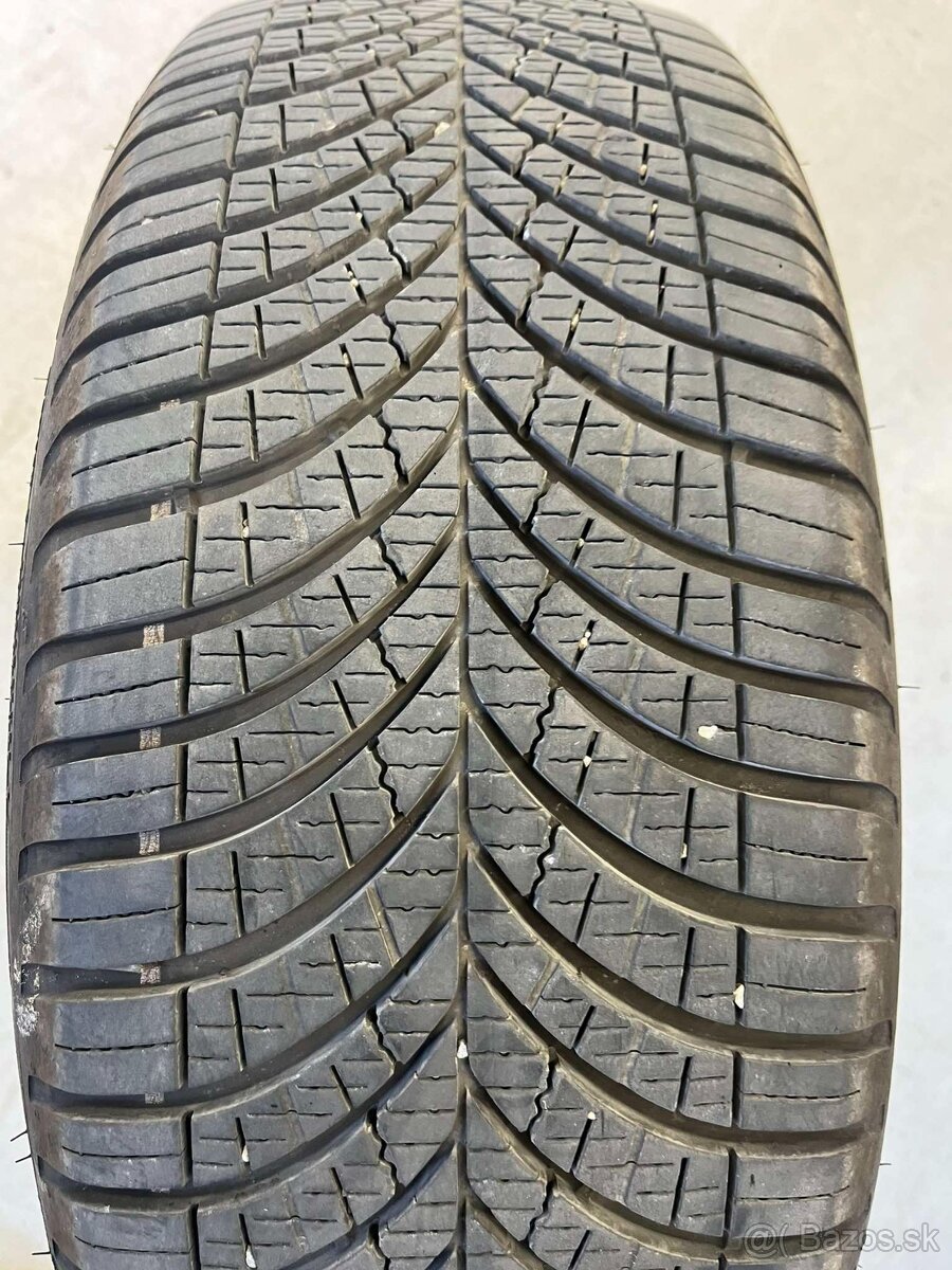 205/55 R17 Celorocne Goodyear - 3
