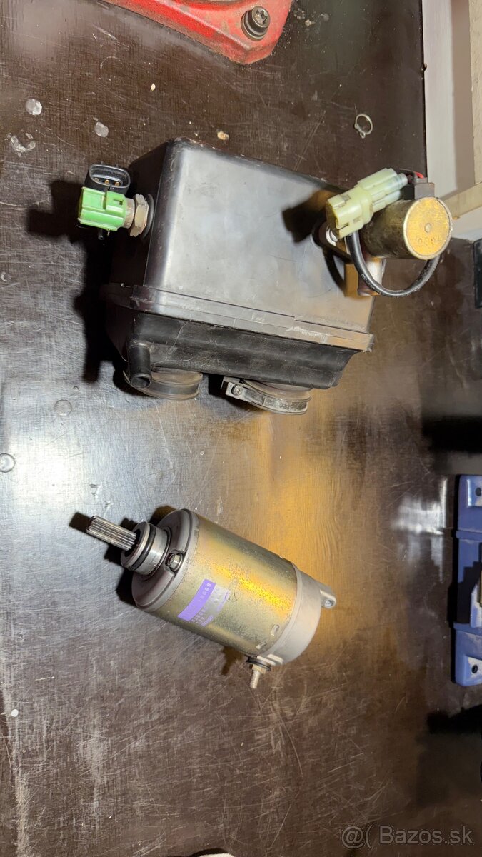 Suzuki Burgman AN 650 Executive 2005 - Starter - 3