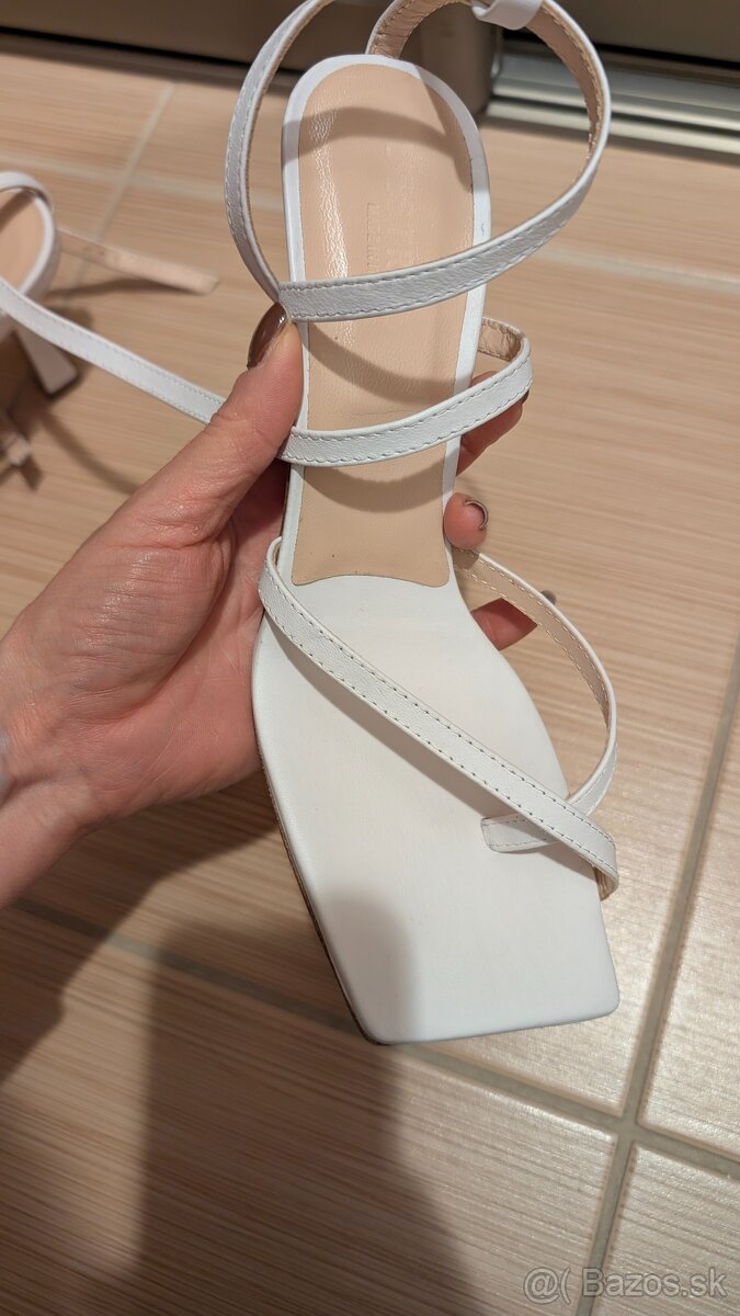 Talianske biele sandále 100% koža - 3