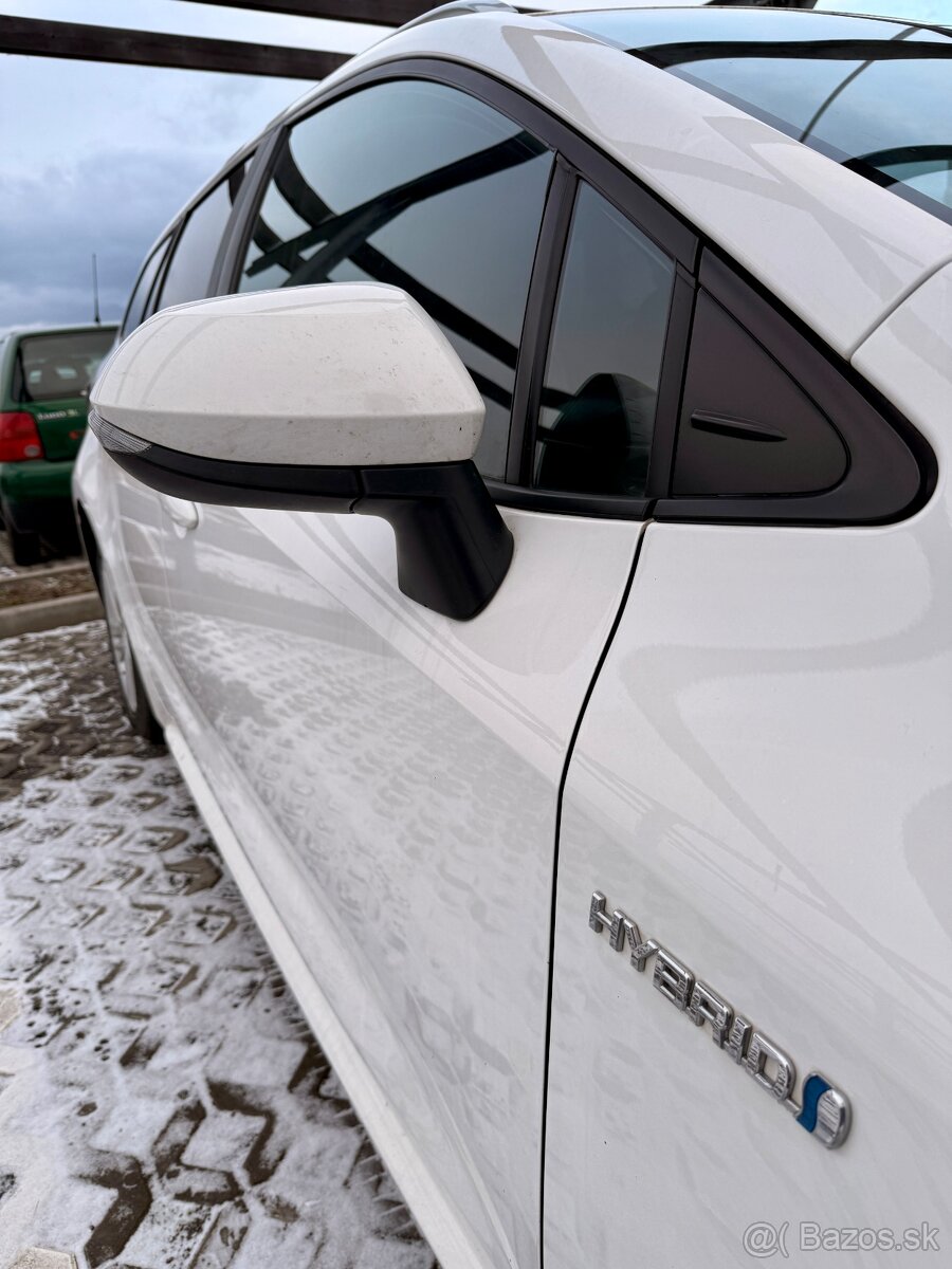 Toyota Corolla Combi 2.0 Hybrid (2019) - 3