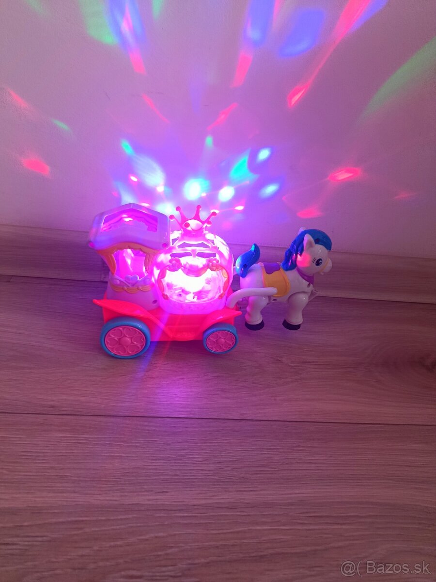 Kúzelný kočiar s koňom - 3