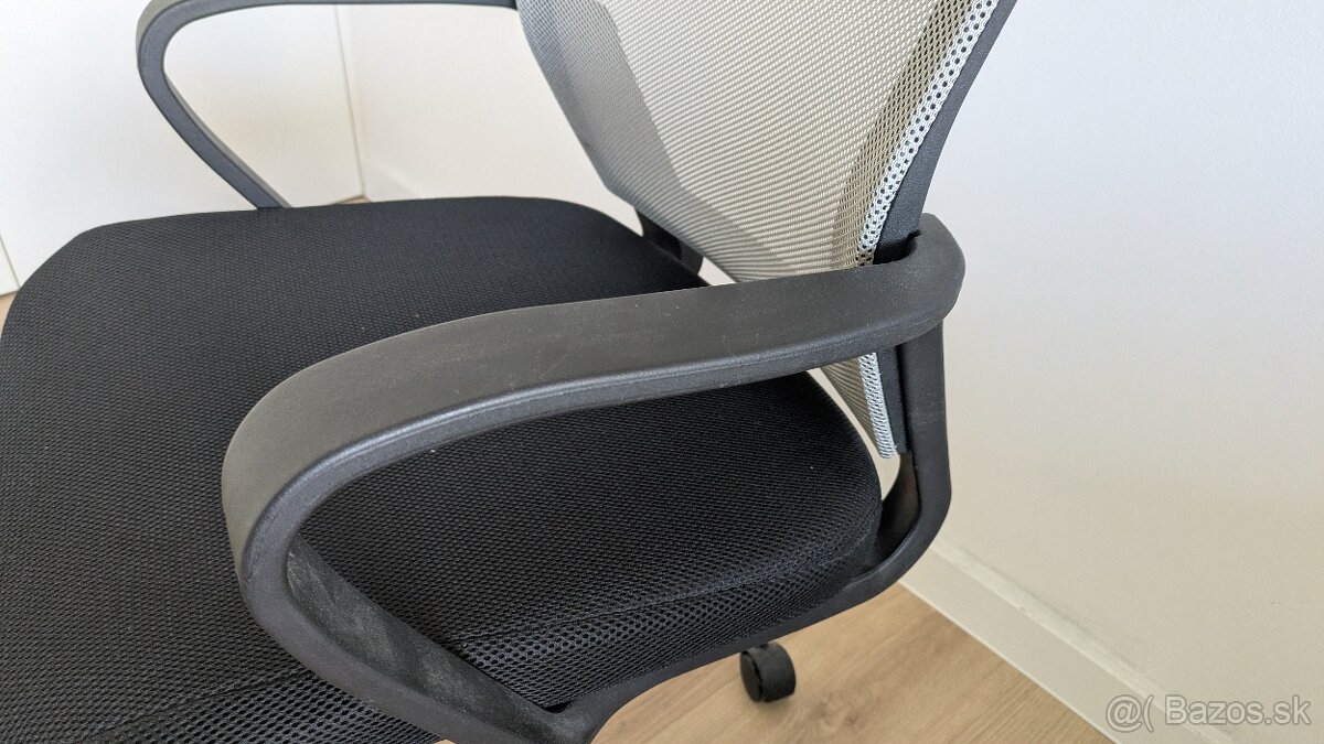 Kancelárske kreslo DAKIN P1 - 3