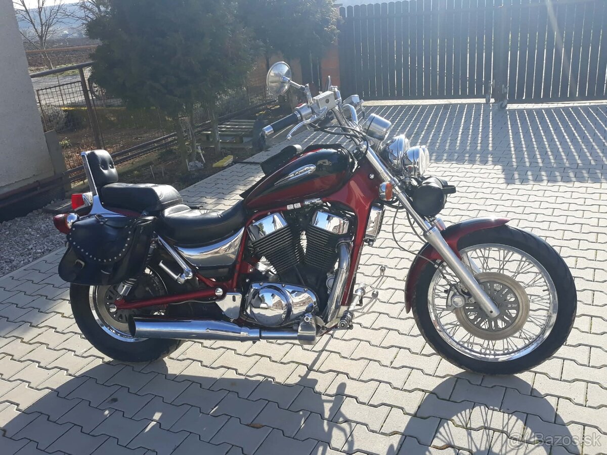 Suzuki Intruder 1400 (2000) - 3