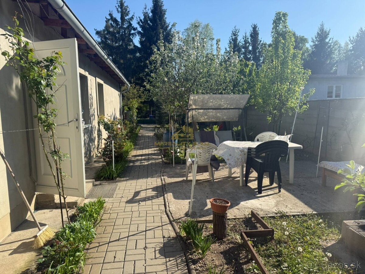 NA PREDAJ celoročná chata – Sekule (Šutrovňa) - 3