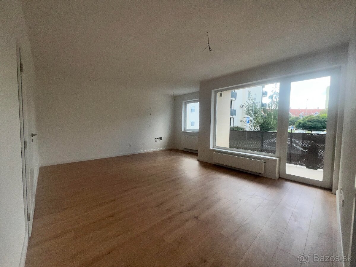NOVÝ, mimoriadne priestranný 2-izbový byt - 3