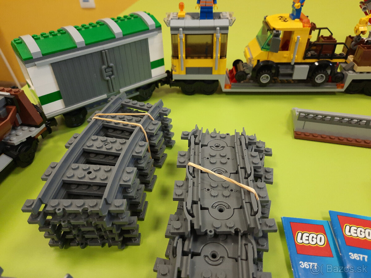 LEGO 3677 - séria CITY - Červený nákladný vlak - 3