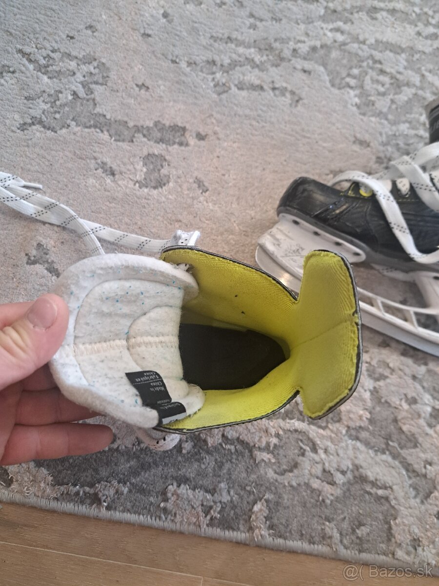 Hokejové korčule Bauer Supreme S35 junior 4.5D - 3