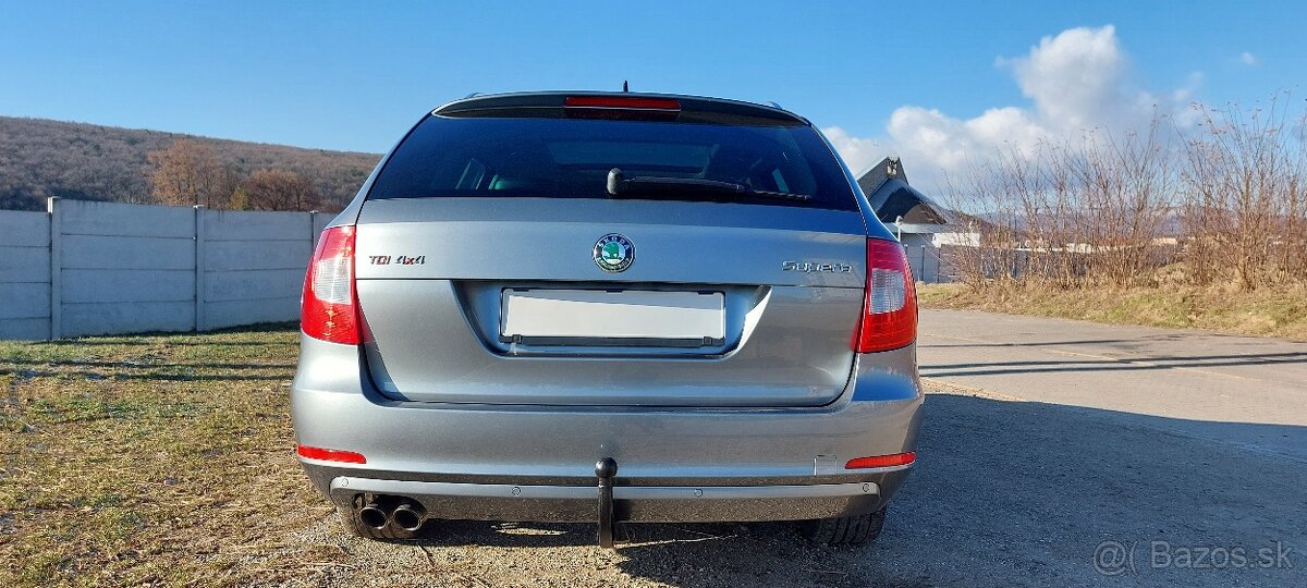 Škoda Superb Combi 2.0 TDI CR 4x4 170k Elegance - 3
