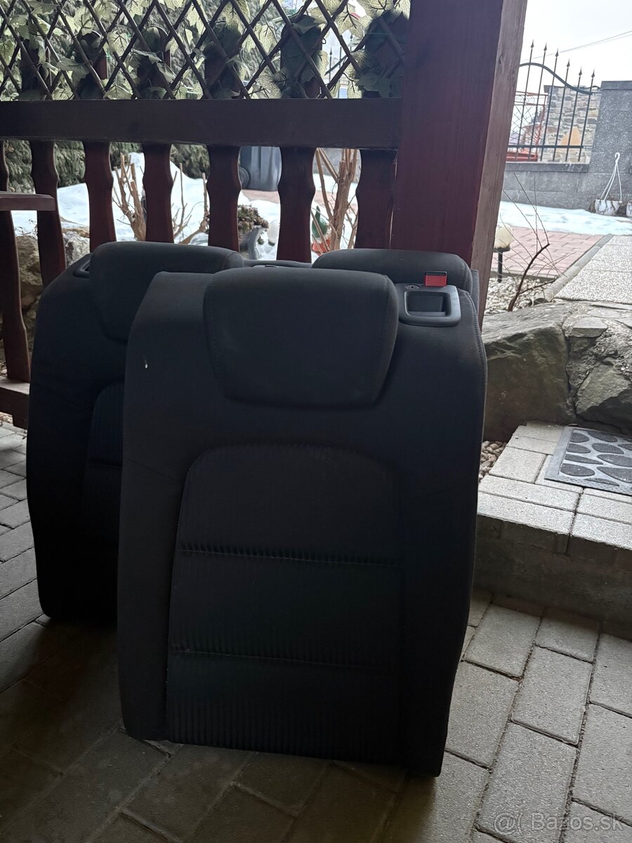 Audi a4 b8 sedadla - 3