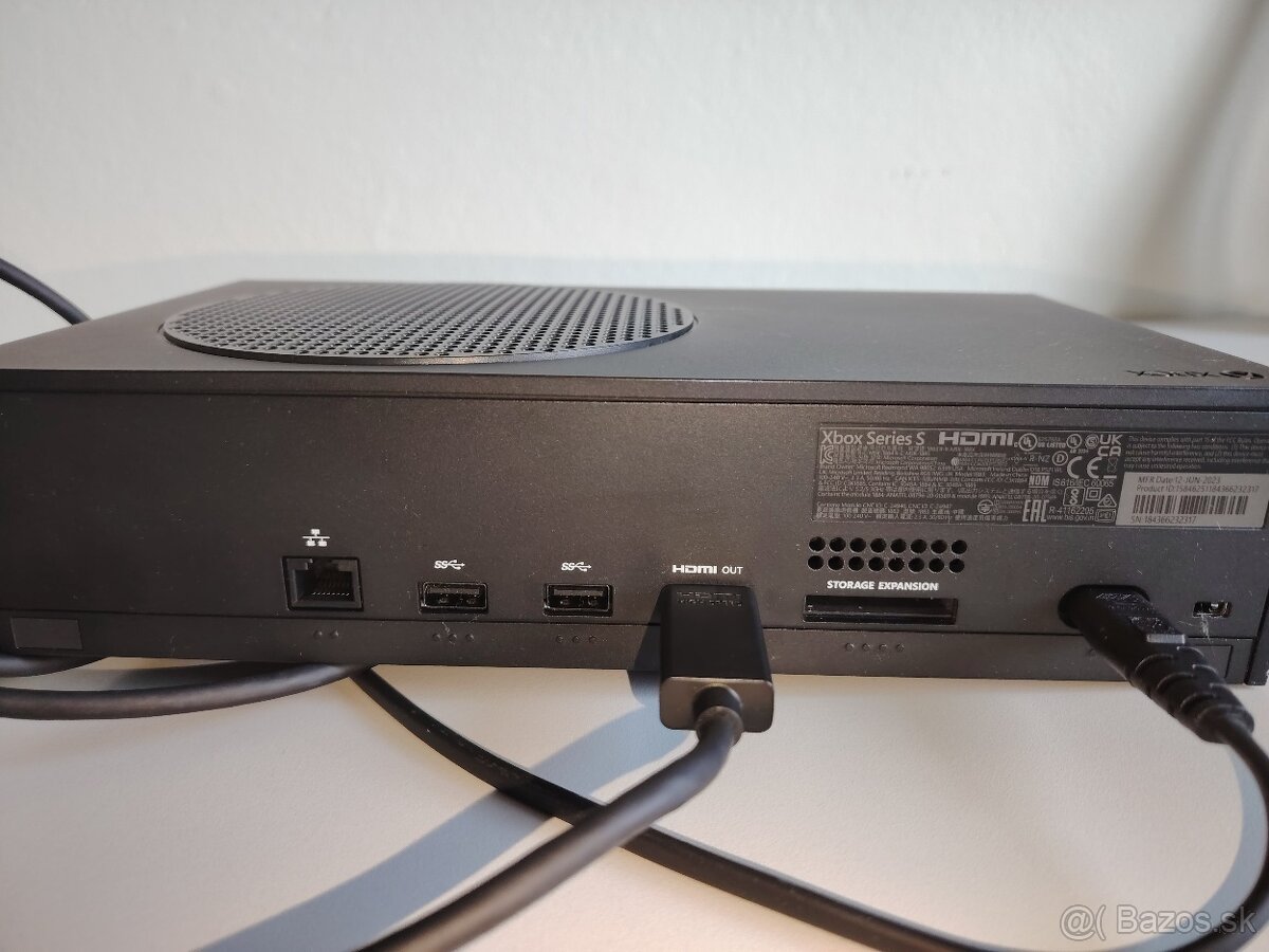 Herná konzola Xbox Series S - 1TB (MXO001) - 3