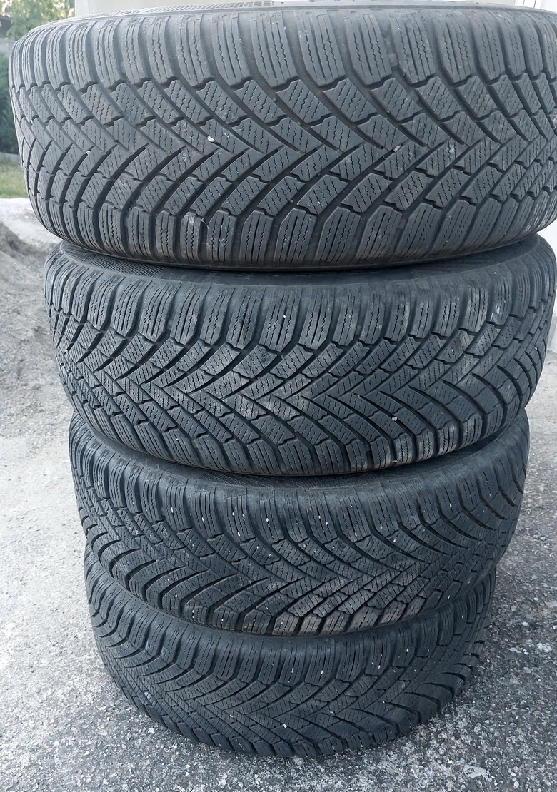 Zimné pneu Continental 205/55 R16 na plech. diskoch - 3