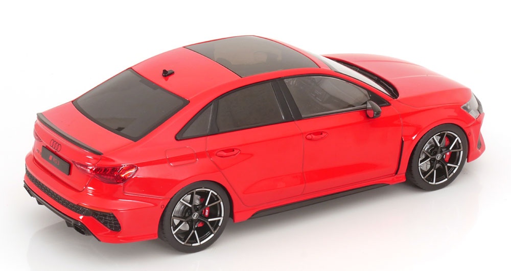 Audi RS3 (8Y) Limousine 2022 Red - 1:18 Ixo Models - 3