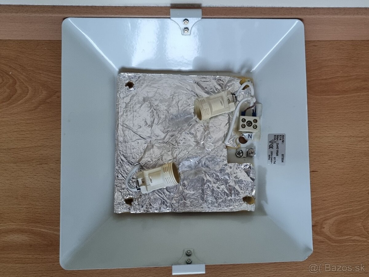 Predám interiérové nástenné svietidlá - štvorec 30x30 - 3