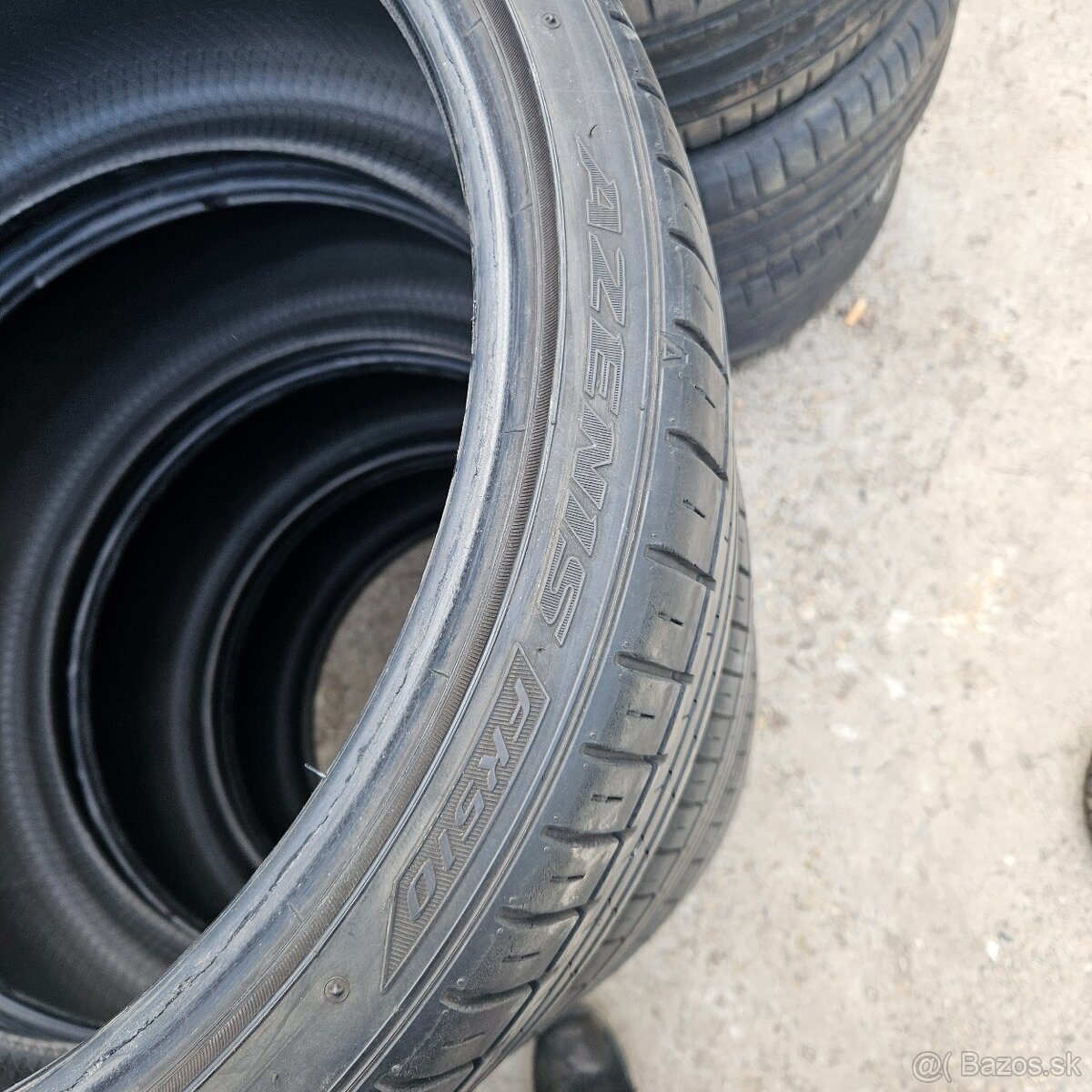 225/35 r19 Falken - 3