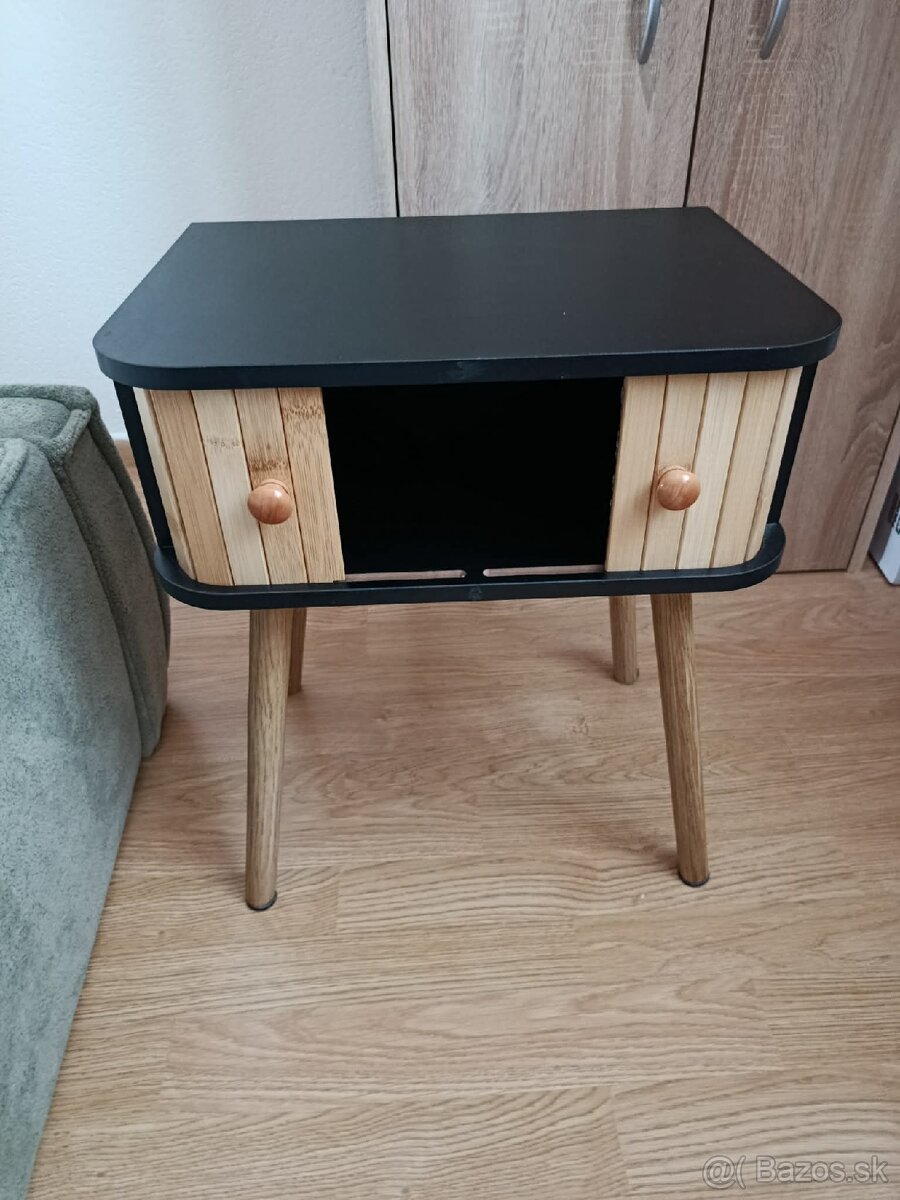 Nočný stolík - 3
