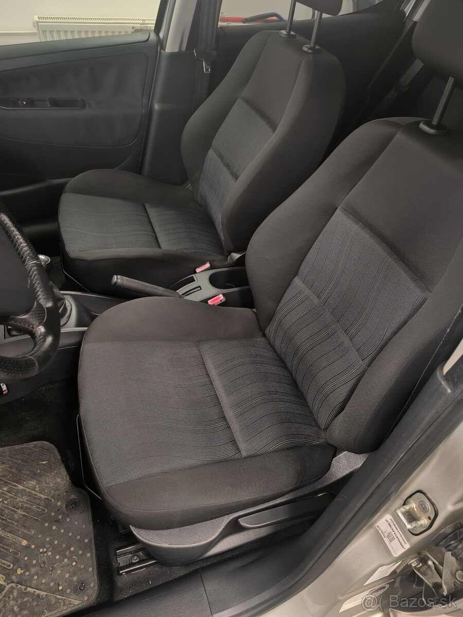 Peugeot 207 1,4 KFV - 3