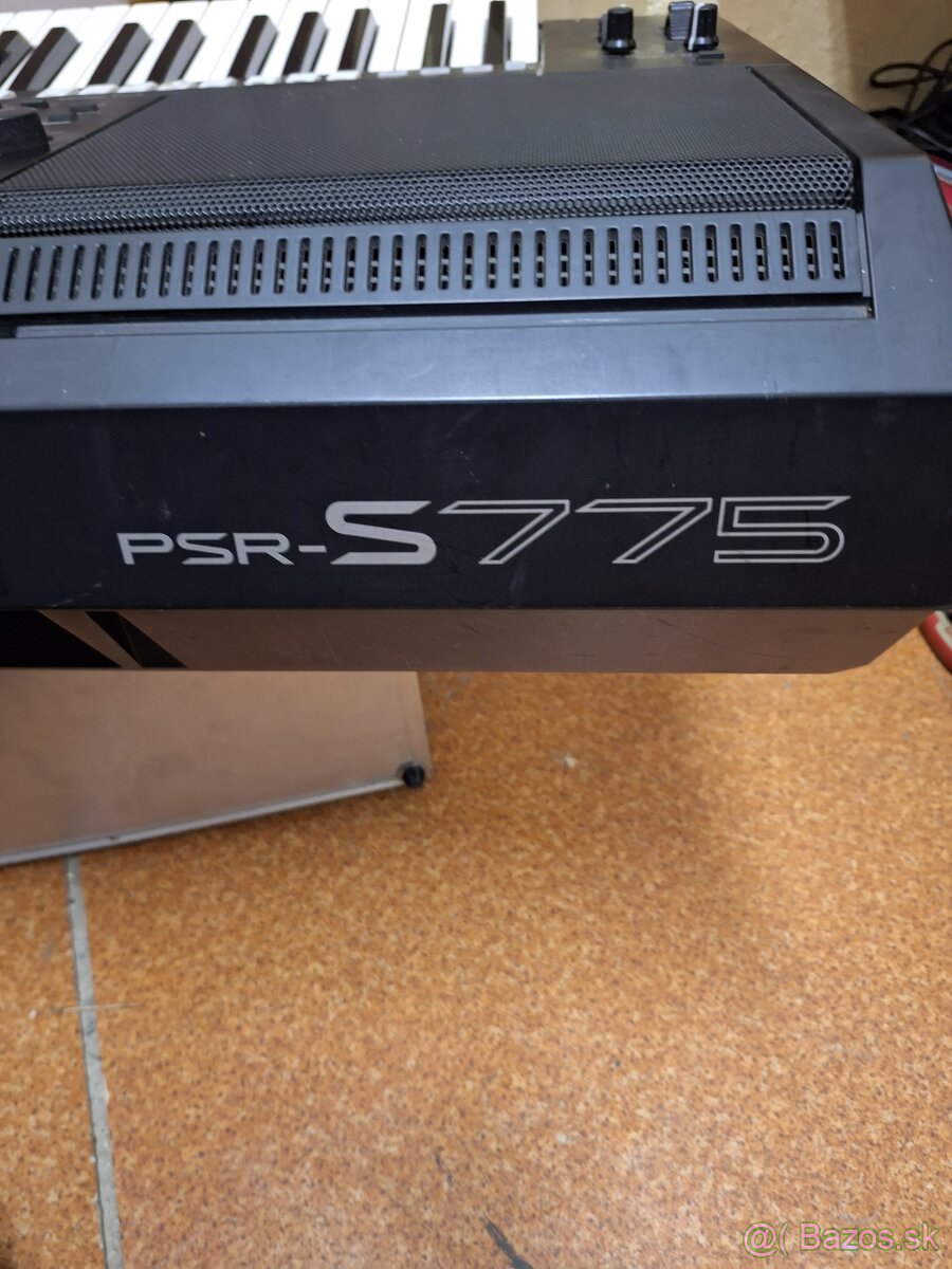 Yamaha psr s 775 - 3