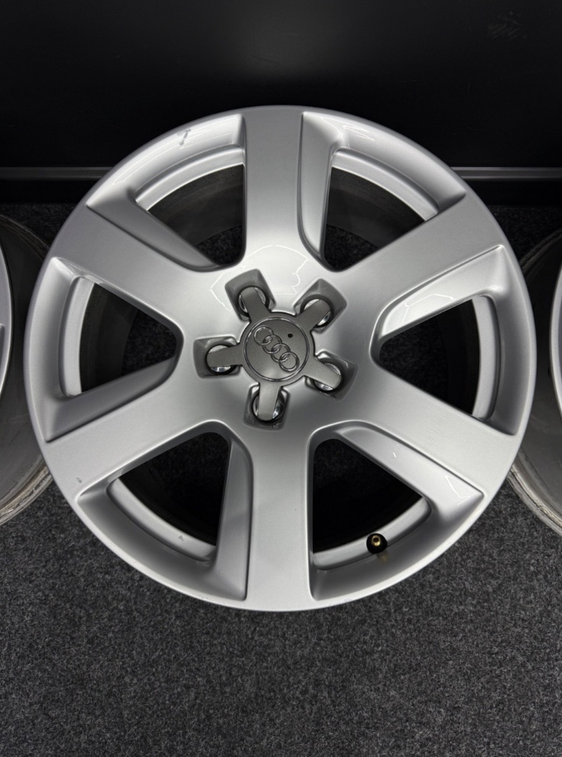 Alu Audi 5x112 17” 4G0601025L - 3
