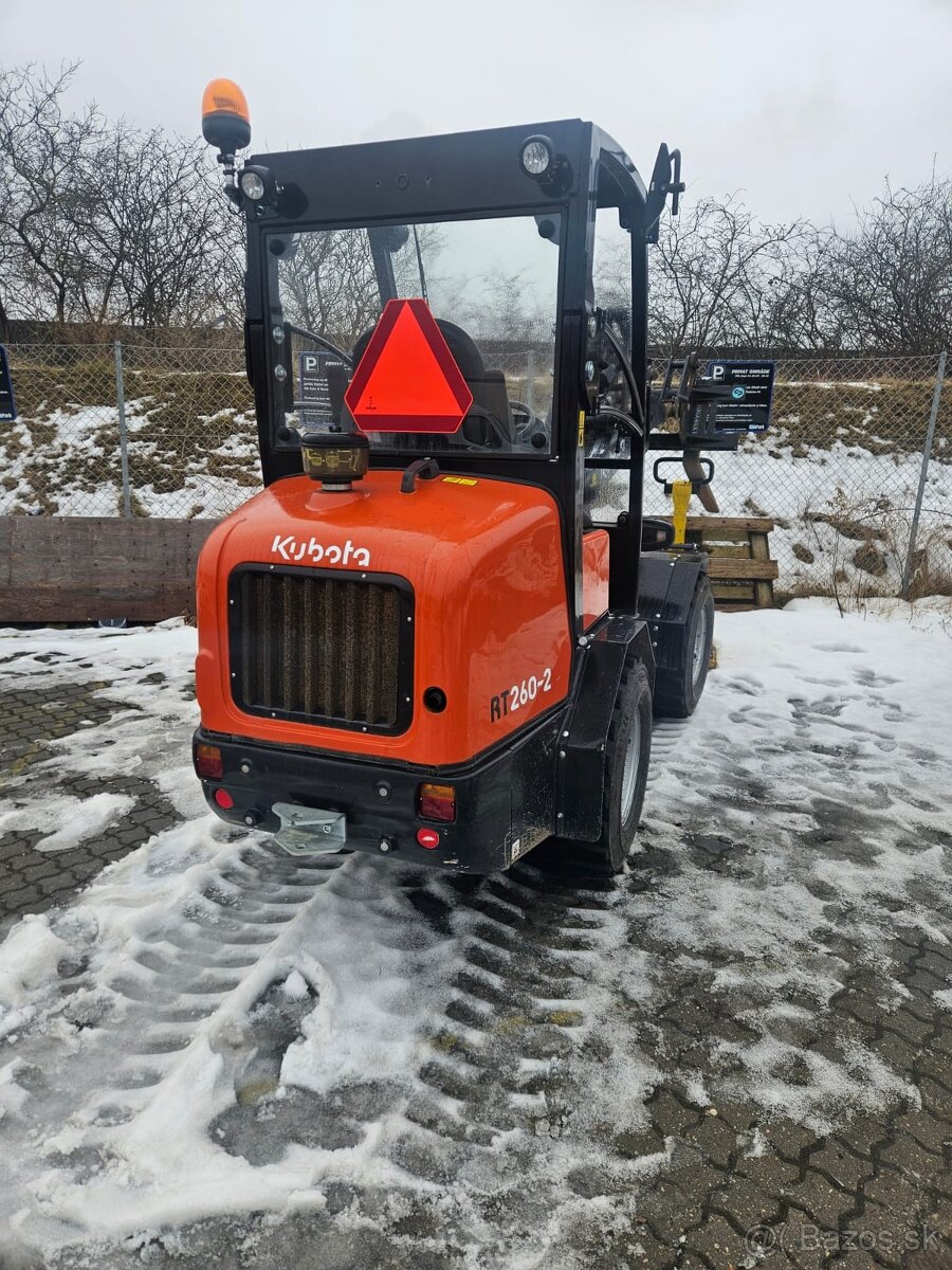 Kĺbový nakladač Kubota RT 260-2 - 3