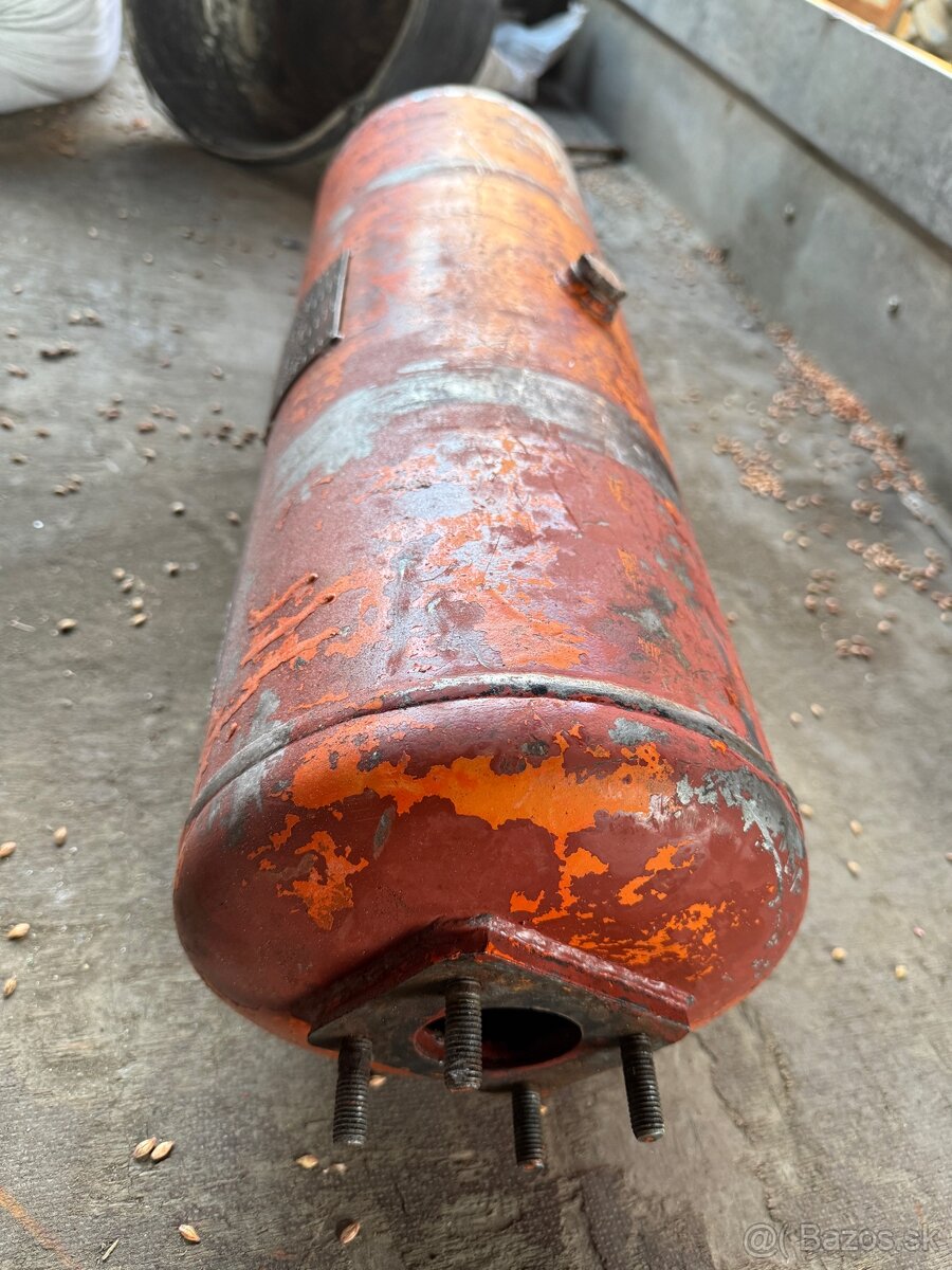 vzduchojem vlečka 20l - 3