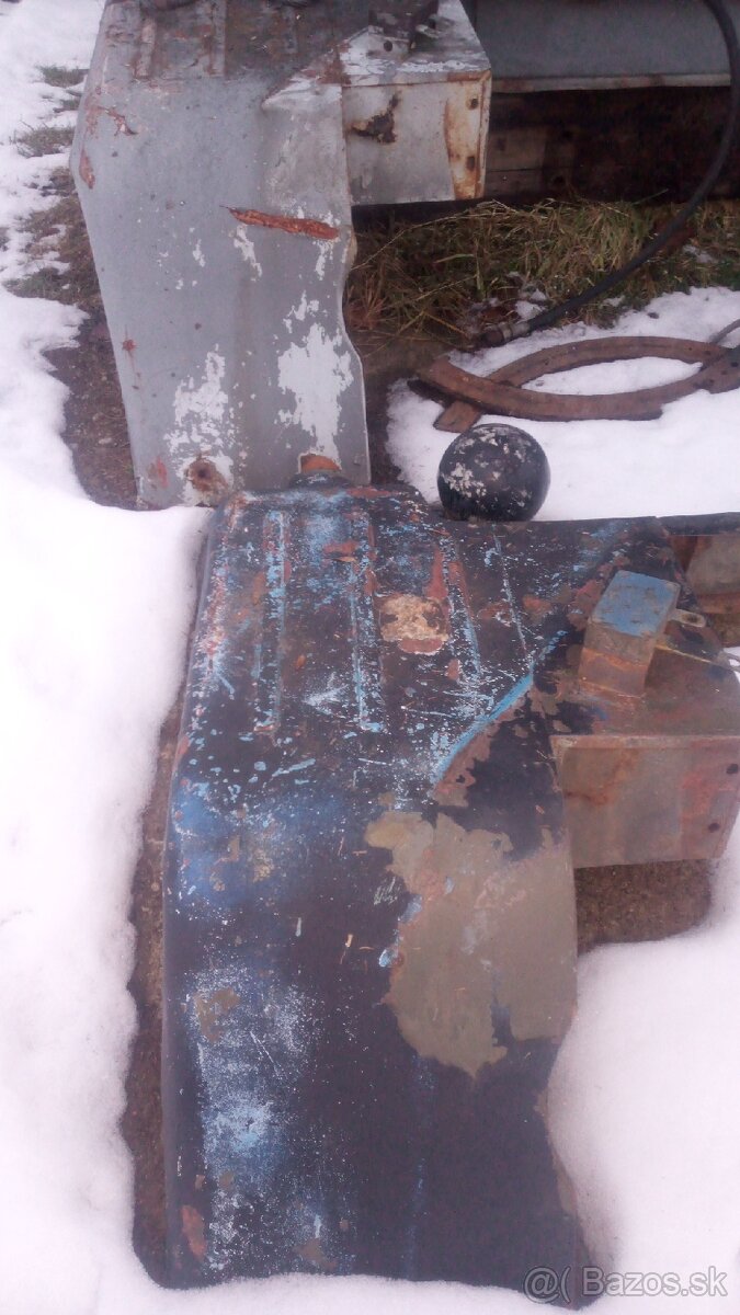 Predám predné blatníky v3s pv3s praga - 3