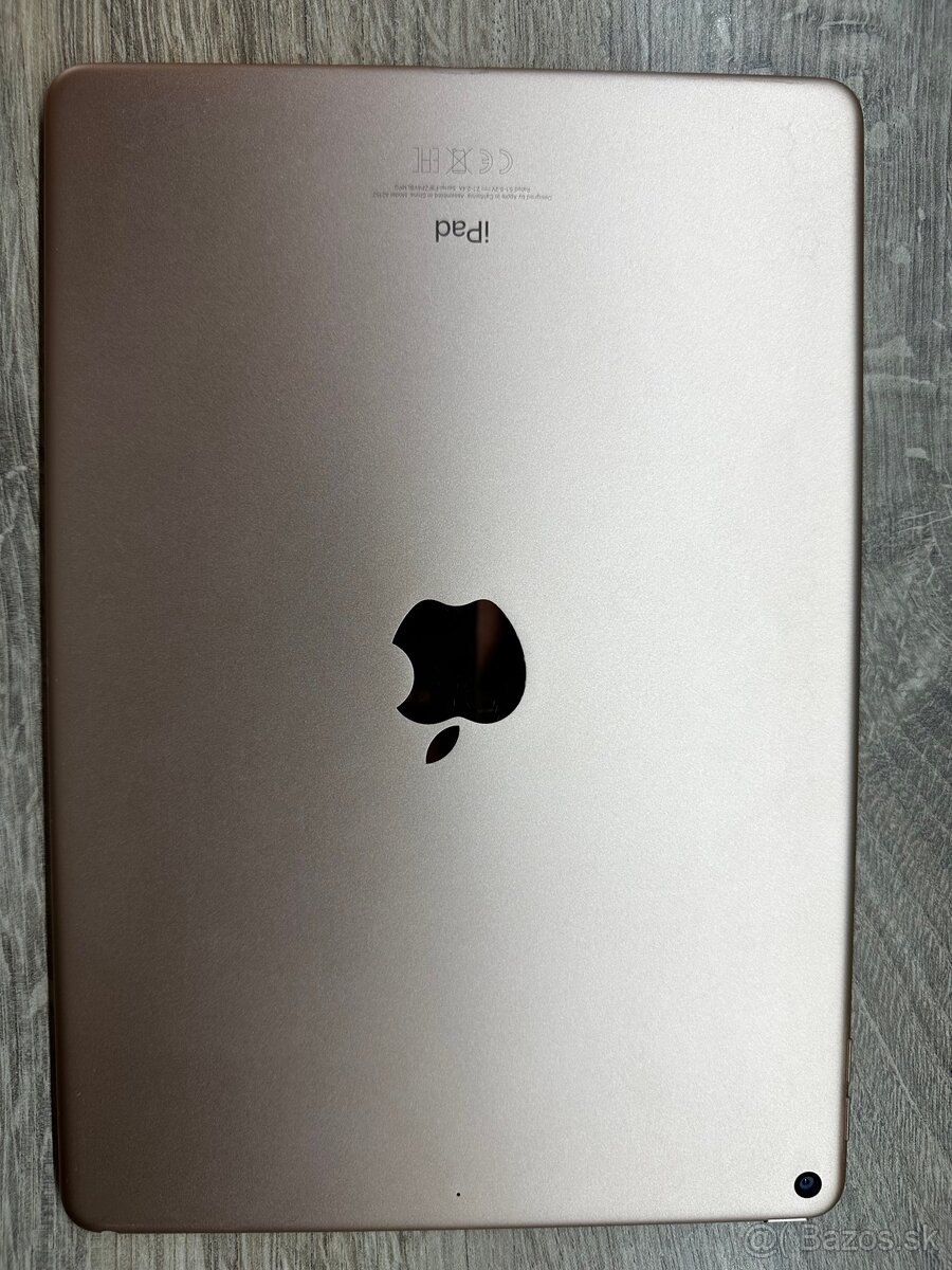 Predám iPad Air 2019 Wi-Fi, 64gb, Gold + Apple Pencil - 3