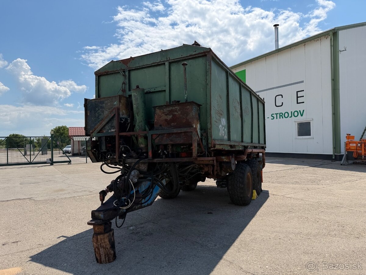 KUKA na prepravu sypkých materiálov VIN 862 - 3