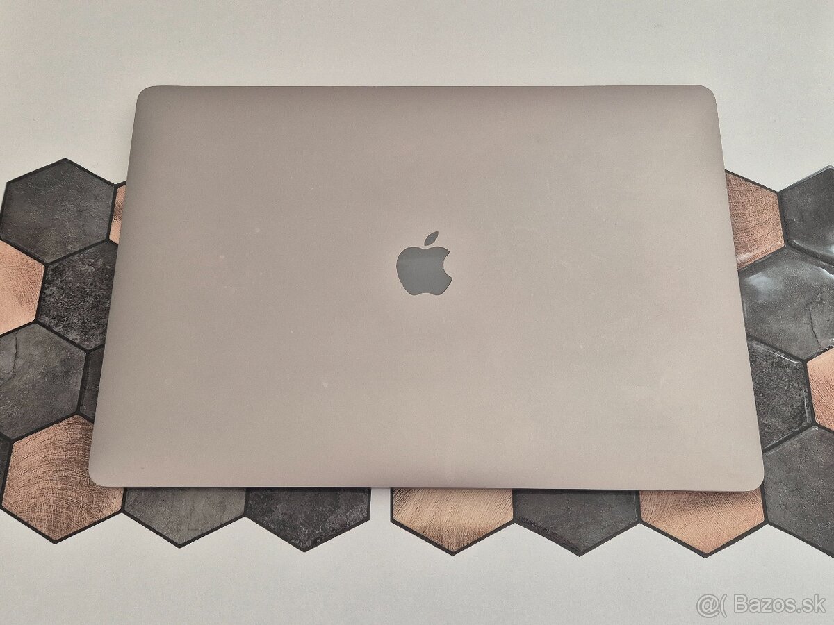 MacBook Pro 15" 2016 16+512GB SSD - 3