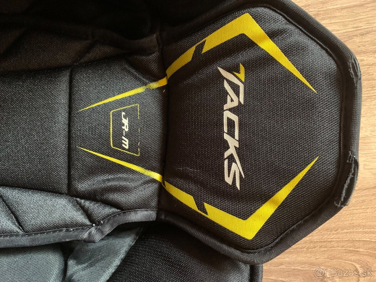 CCM Tacks 4052 - 3