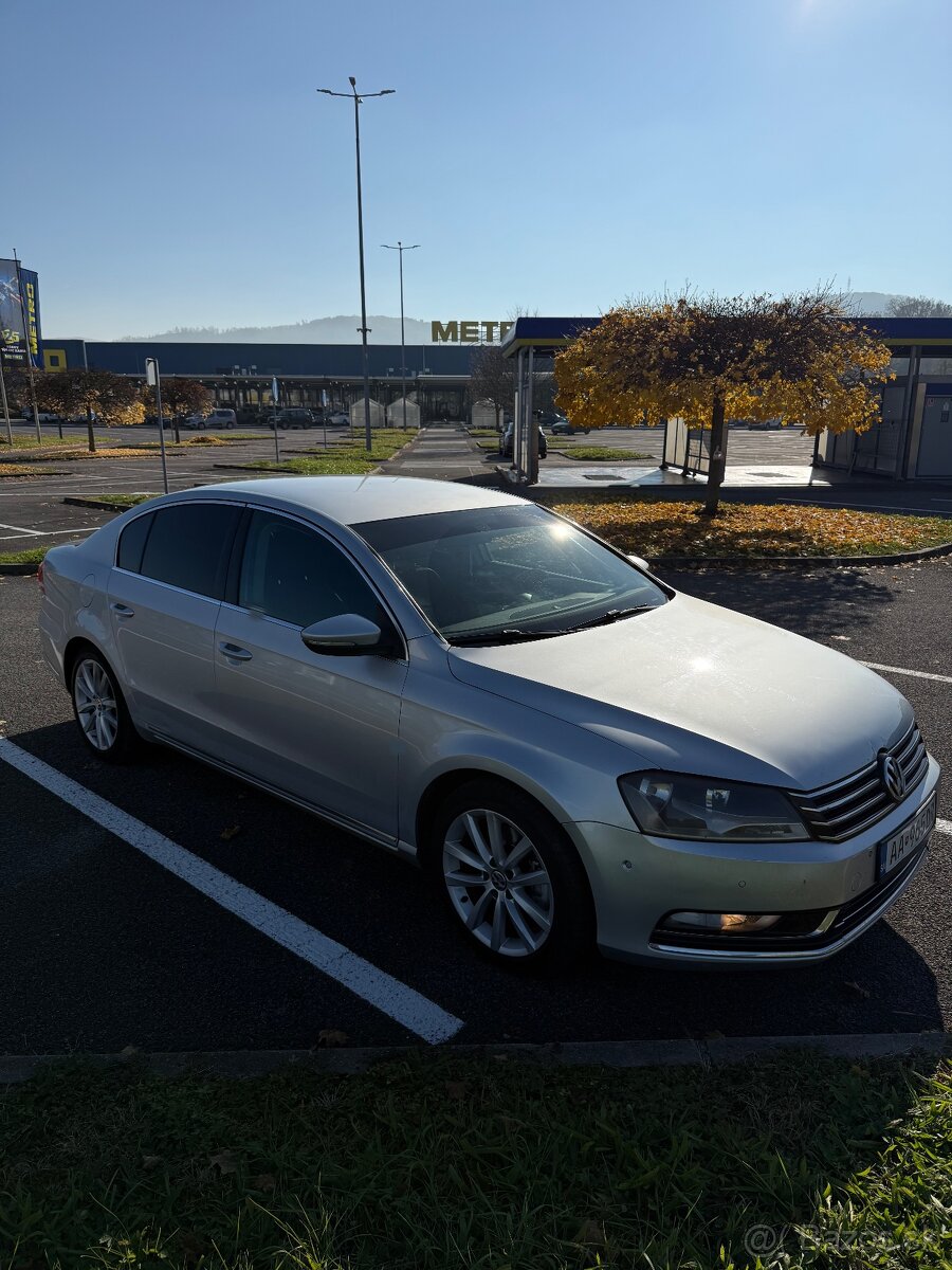 Predám VW Passat B7 2.0 tdi 130kw sedan - 3